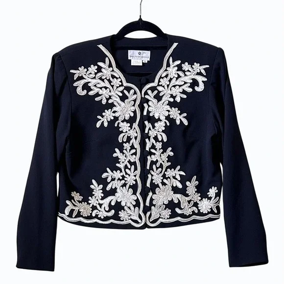 Vintage Saks Fifth Avenue Brocade Black and White Short Jacket Size 8 Old Money - Picture 2 of 14